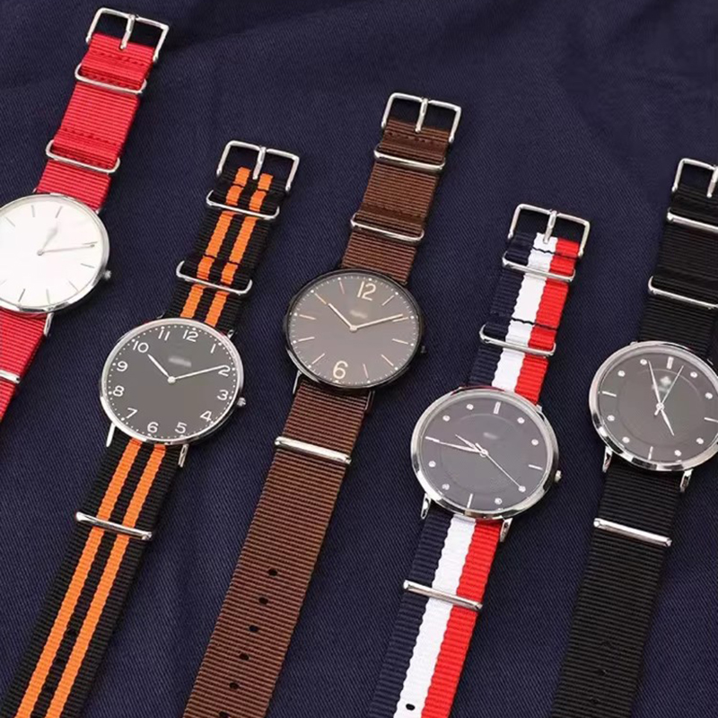 สายนาฬิกาไนลอนสายนาฬิกา18/20/2 - Nato Strap Nylon บทวิจารณ์และราคา
