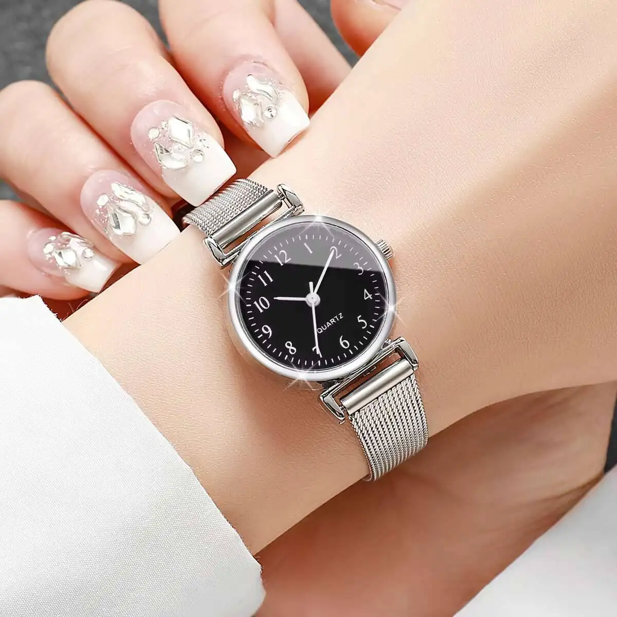 1/2 ชิ้นนาฬิกาแฟชั่นผู้หญิงสาย - Mesh Stainless Strap บทวิจารณ์และราคา